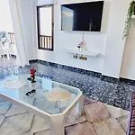 Garajonay 3 Bedrooms Apartment, Ocean & Pool View *